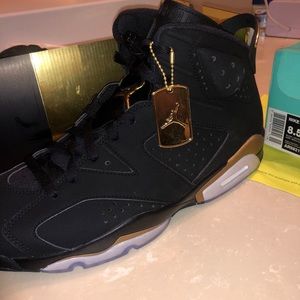 Tried on once size 12